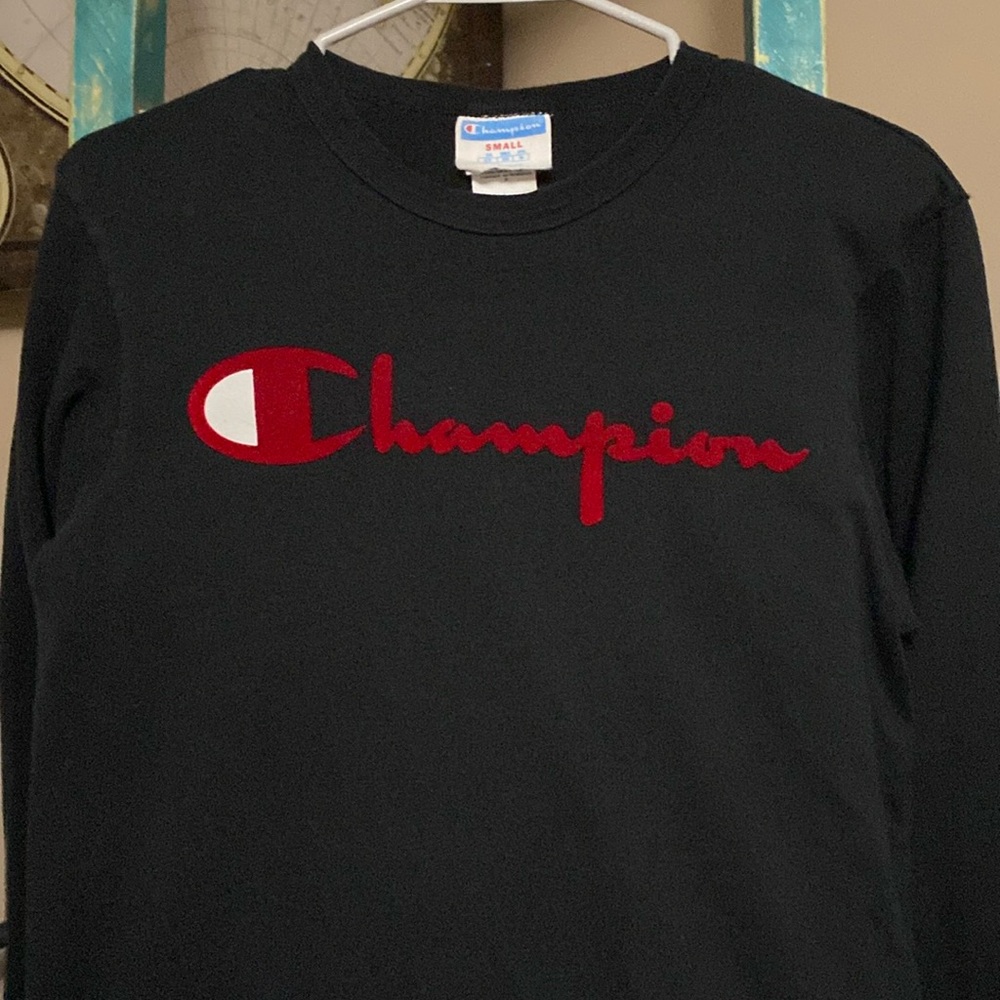 Champion long sleeve t shirt with red velvet lettering men’s small.